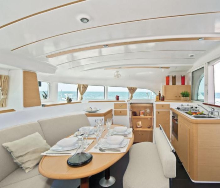 Malvasia - Standard line | Lagoon 380 photo 3