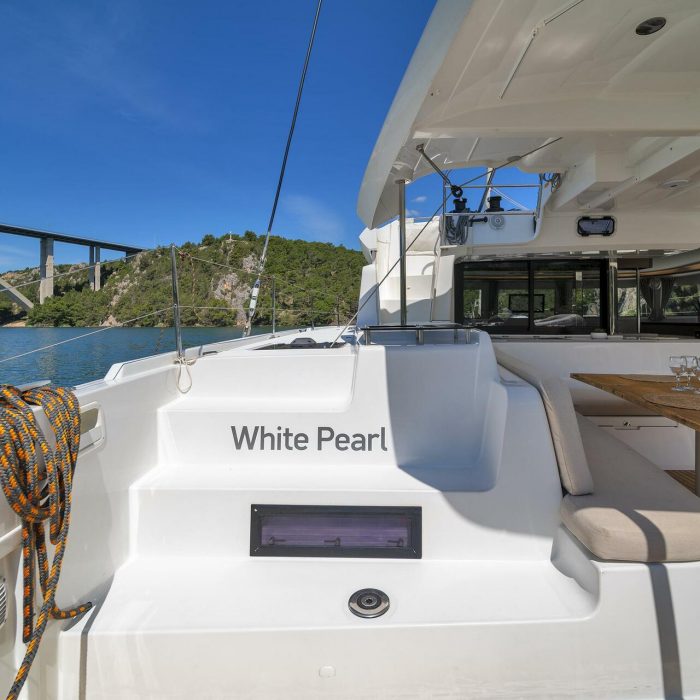 White Pearl | Lagoon 46 photo 19
