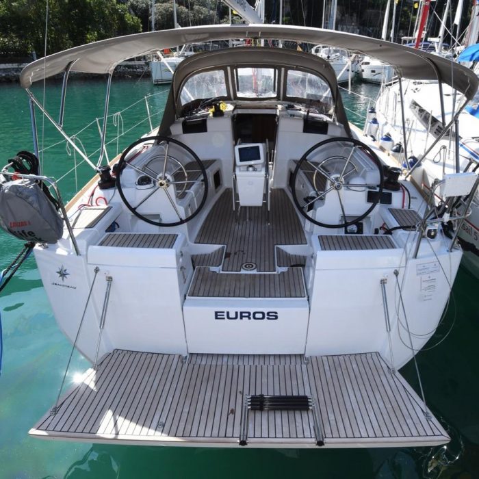 Euros | Sun Odyssey 419 photo 2