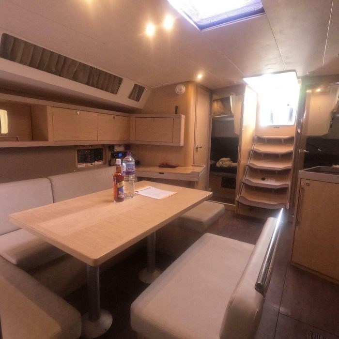 Spindrift | Beneteau Oceanis 45 photo 25