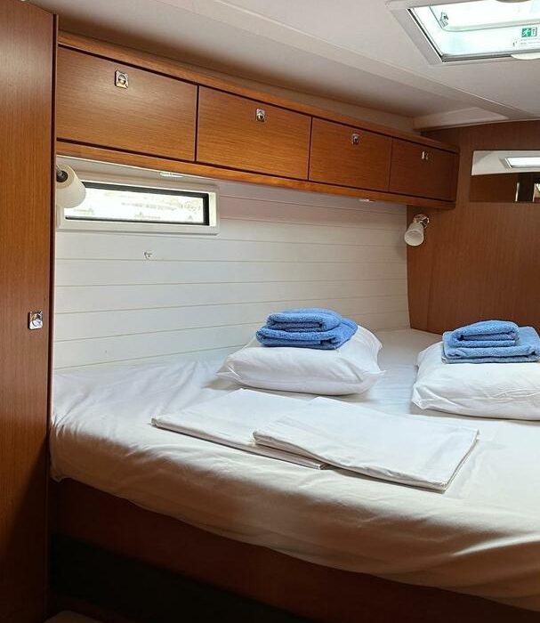 Mango | Bavaria Cruiser 51 photo 6