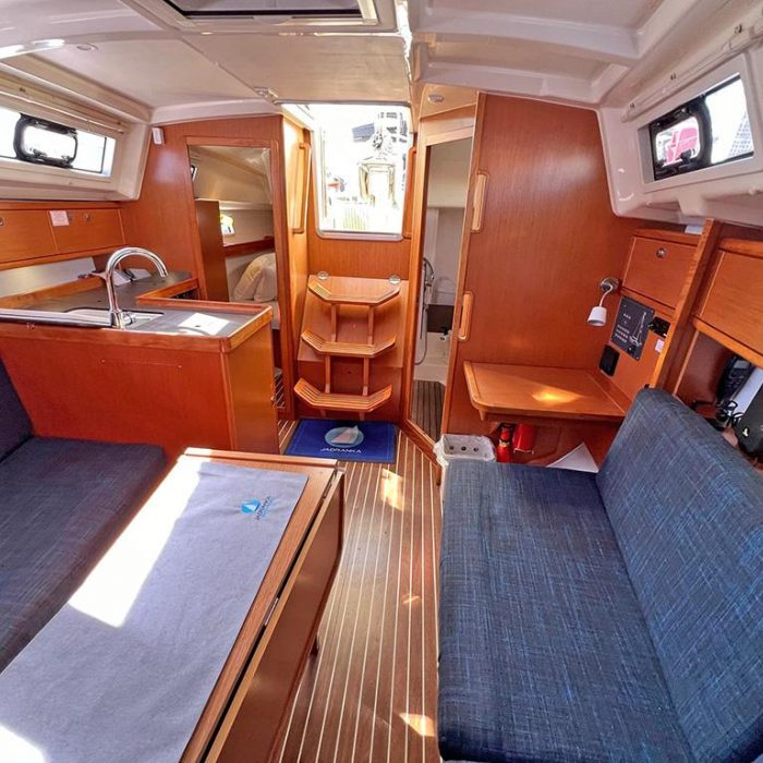 Pulenat | Bavaria Cruiser 33 photo 24