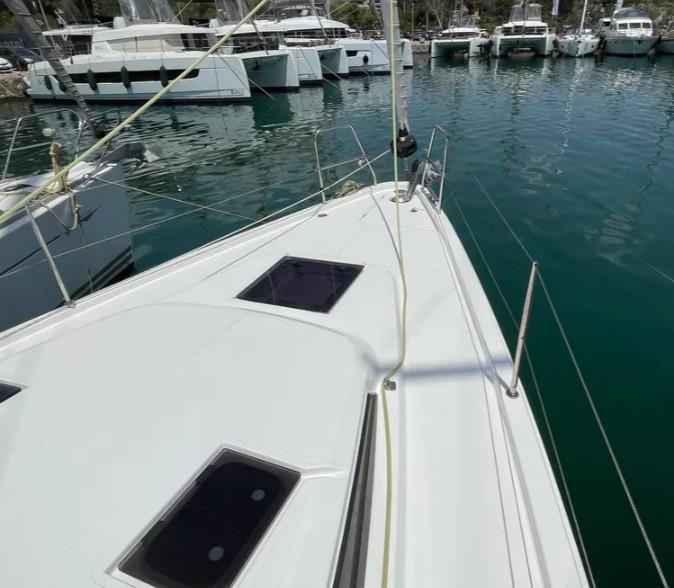Maia | Bavaria C42 photo 2