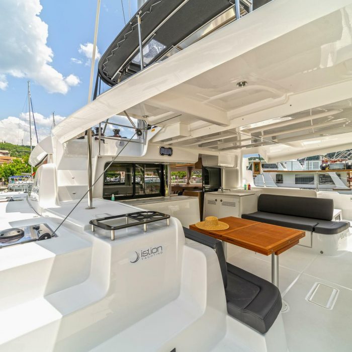 White Pearl | Lagoon 46 photo 16