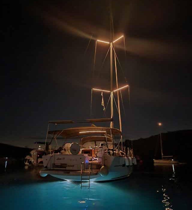 Luna 77 | Dufour 520 GL photo 10