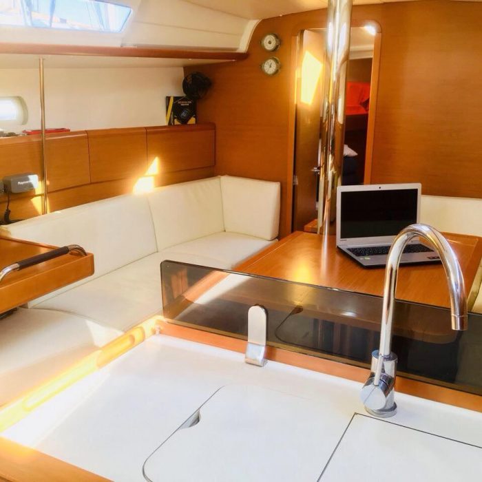 Argo | Sun Odyssey 379 photo 11