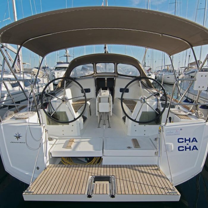 Cha-Cha | Sun Odyssey 349 photo 2