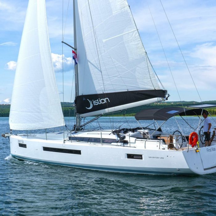 First Ride | Sun Odyssey 490 photo 3