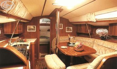 Classic | Sun Odyssey 33i photo 3