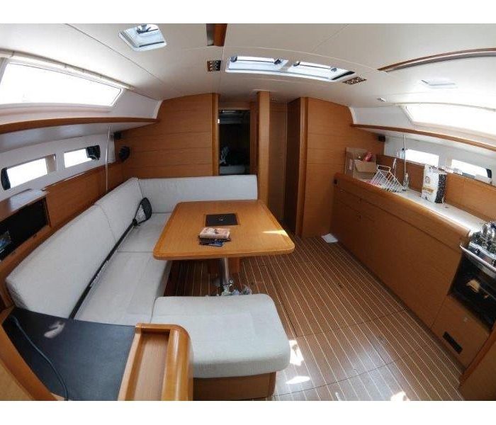 BLUE HEAVEN | Sun Odyssey 469 photo 7