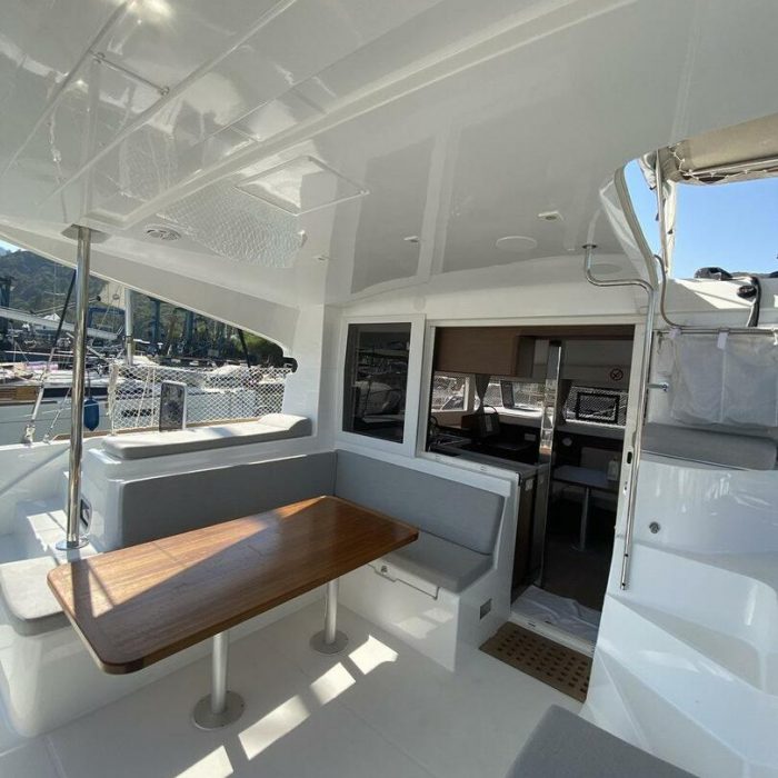Falcon | Lagoon 40 - 4 + 2 cab photo 4