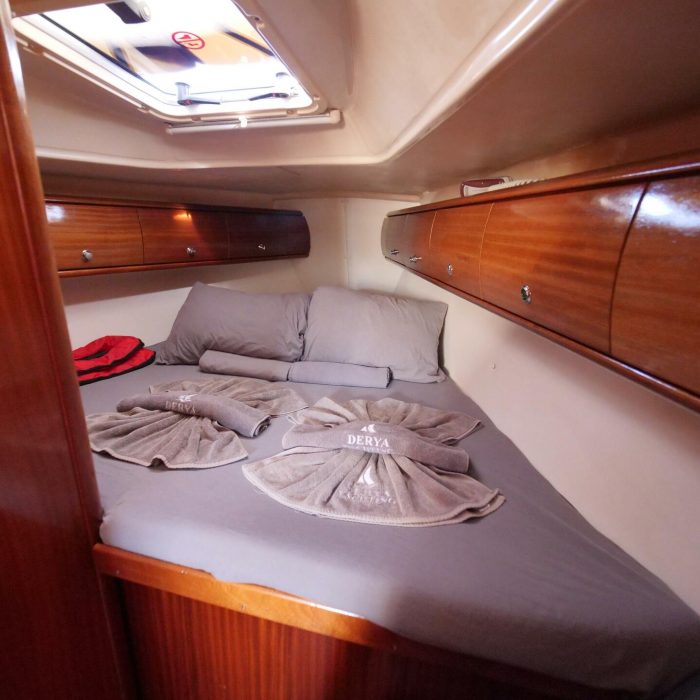 Altair | Bavaria 36 photo 15