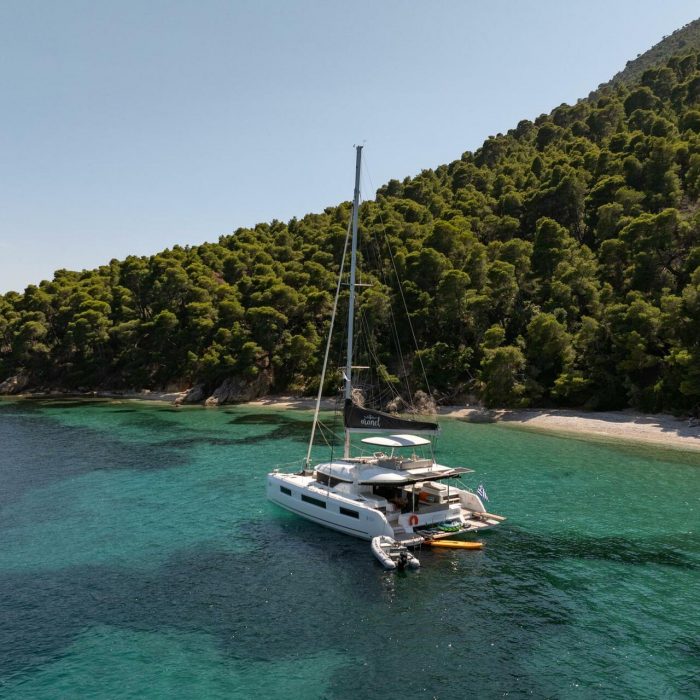 Aranel | Lagoon 51 photo 8