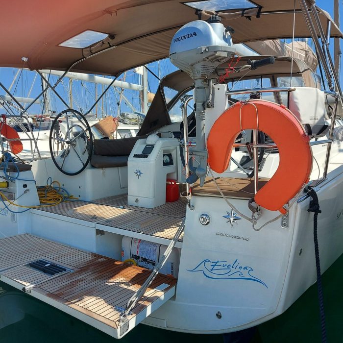 Evelina | Sun Odyssey 410 photo 6