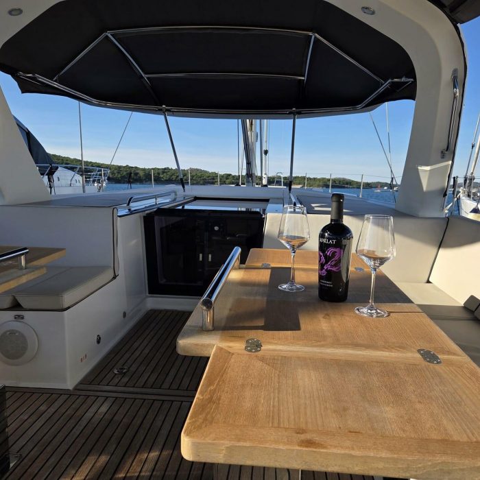 OLGA V | Oceanis Yacht 62 photo 13
