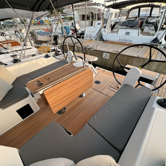 Ivana | Bavaria C42 photo 22