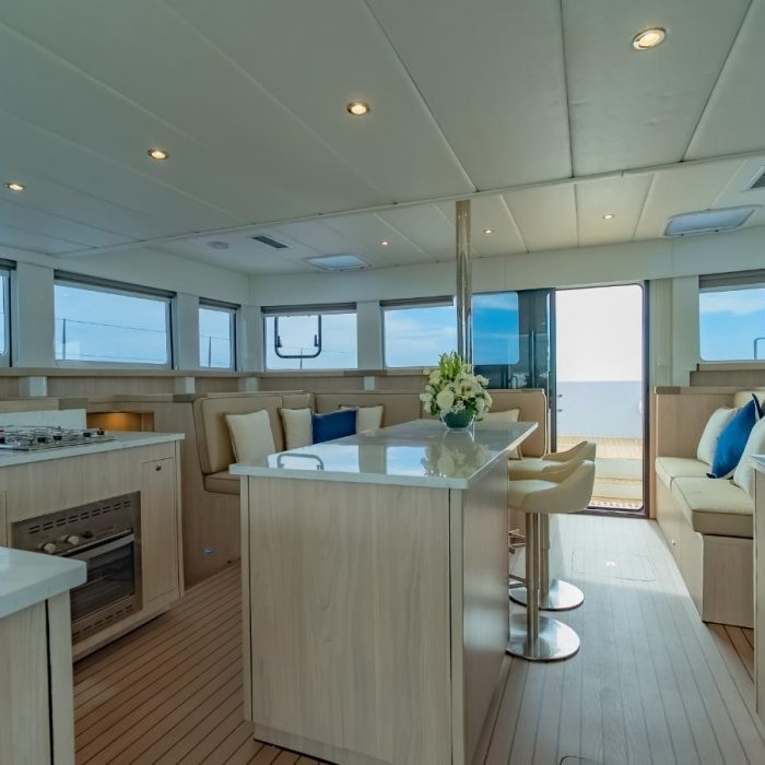 Electric E-Motion | Island Spirit 525E photo 25