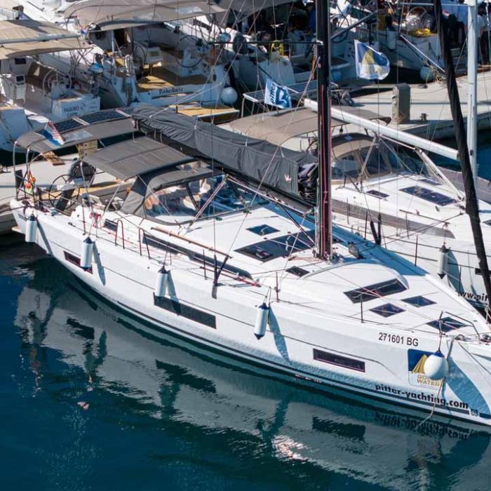 Easy Eleven | Dufour 470 Performance photo 4