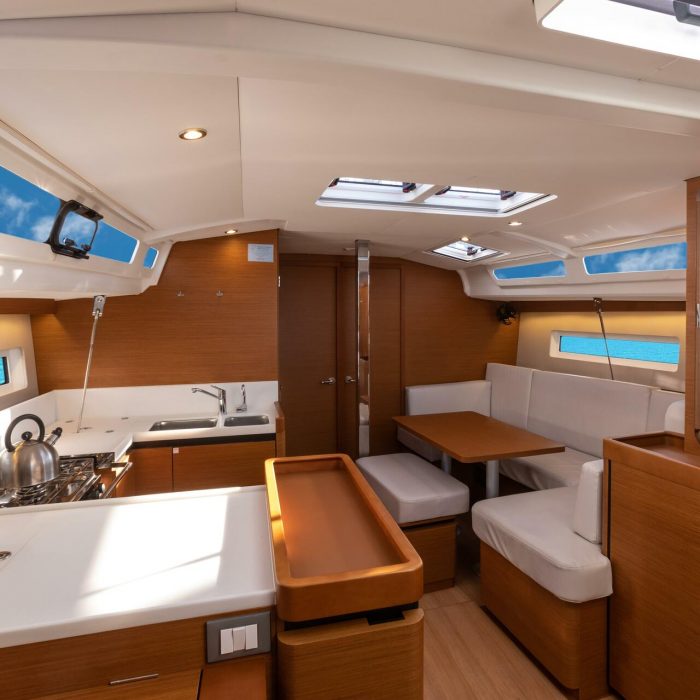 Vittoria - Standard line | Sun Odyssey 440 photo 12