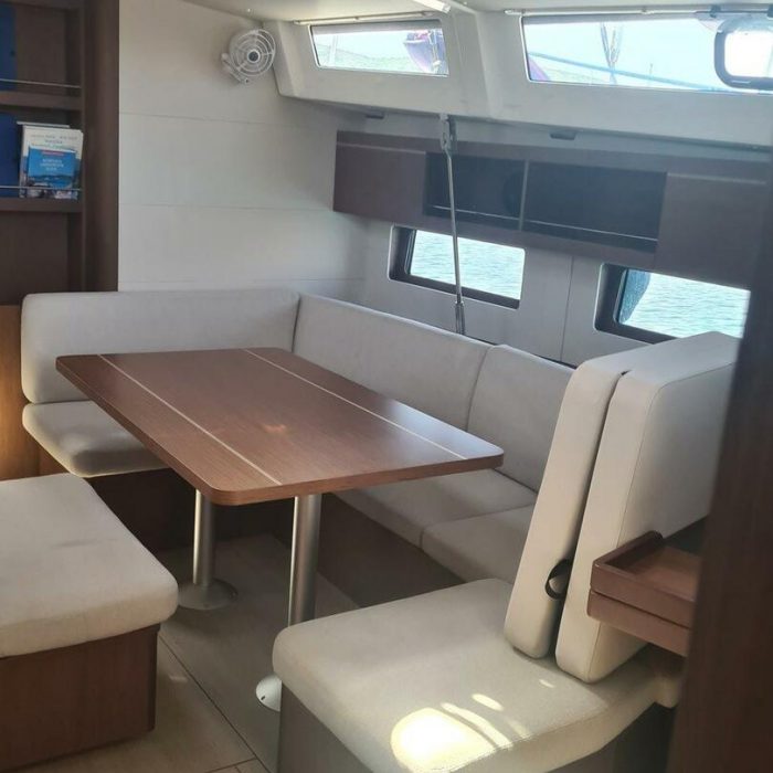Salina | Oceanis 46.1 Performance Line photo 3