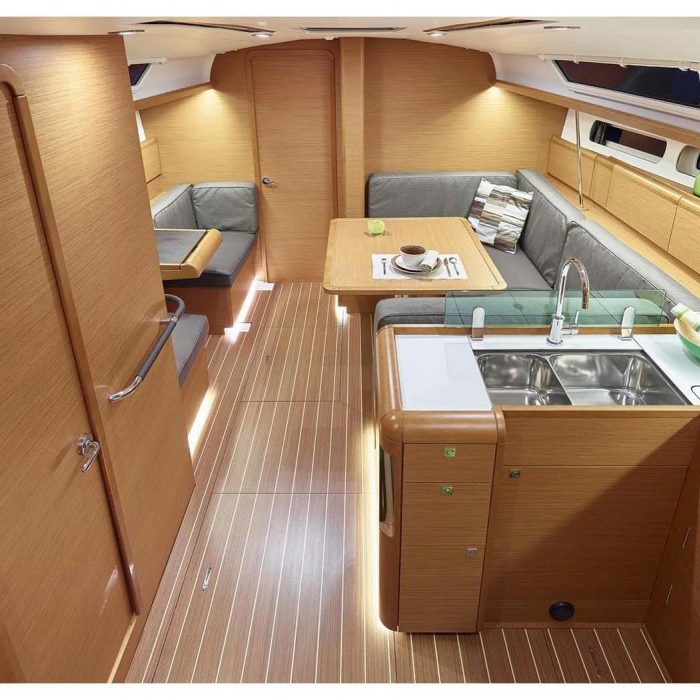 Mastina | Sun Odyssey 419 photo 3