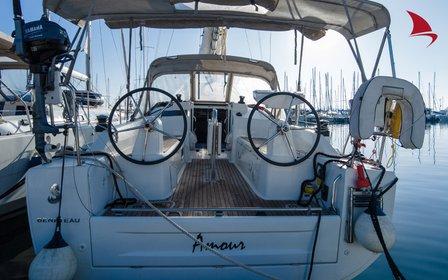 Amour | Oceanis 30.1 photo 4