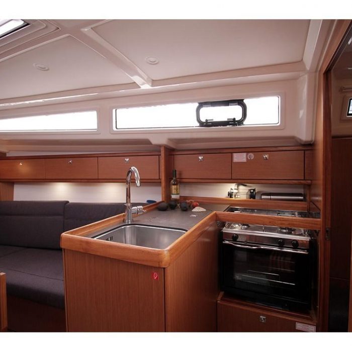 Callisto | Bavaria Cruiser 33 photo 7 Callisto | Bavaria Cruiser 33 photo 7