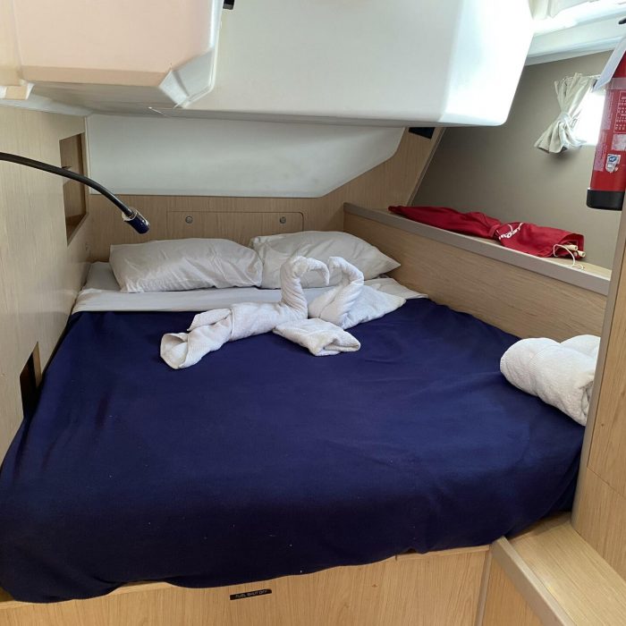 Spindrift | Beneteau Oceanis 45 photo 11