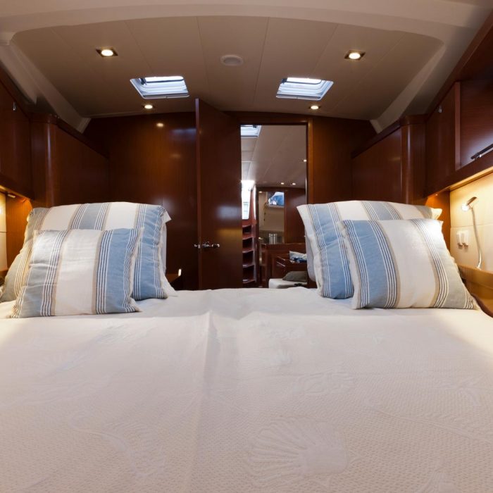 BELEZA - | AC | Bowthruster | Solar P | Oceanis 41 photo 8 BELEZA - | AC | Bowthruster | Solar P | Oceanis 41 photo 8