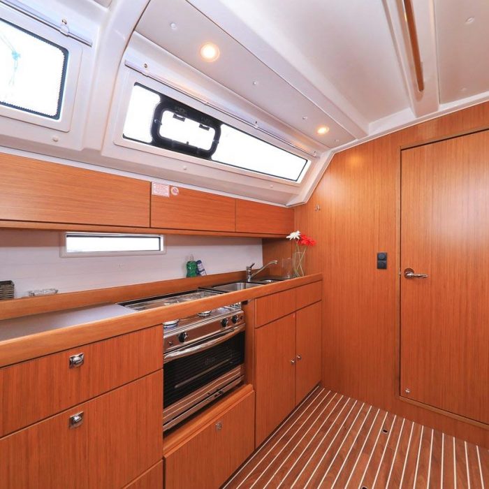 Enigma | Bavaria Cruiser 46 photo 10