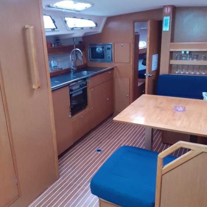 Beta | Bavaria 43 Cruiser photo 5 Beta | Bavaria 43 Cruiser photo 5