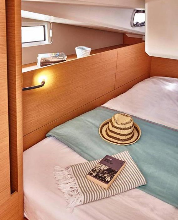 Capella | Sun Odyssey 440 photo 6