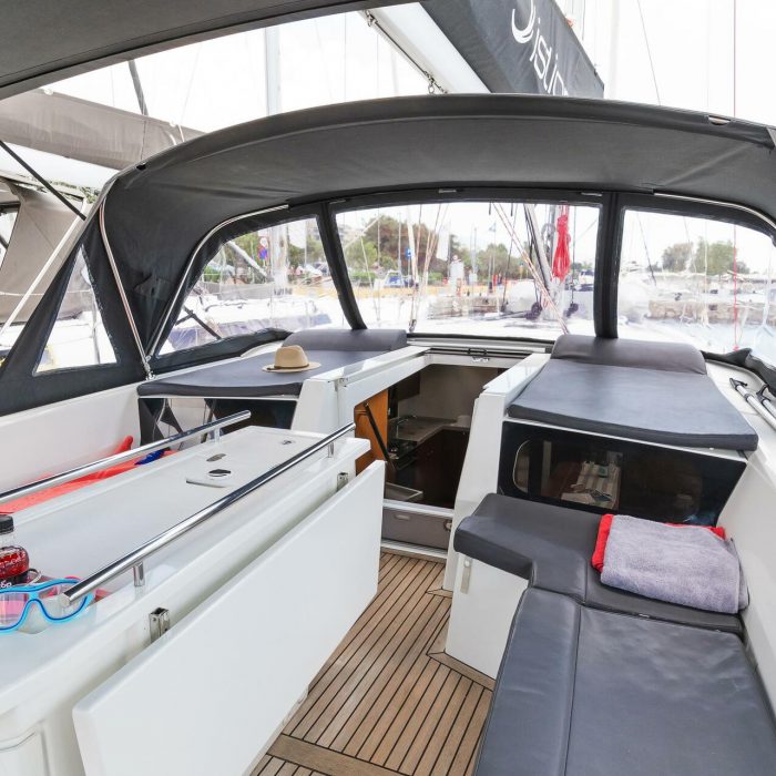 Almyra | Oceanis 46.1 photo 8