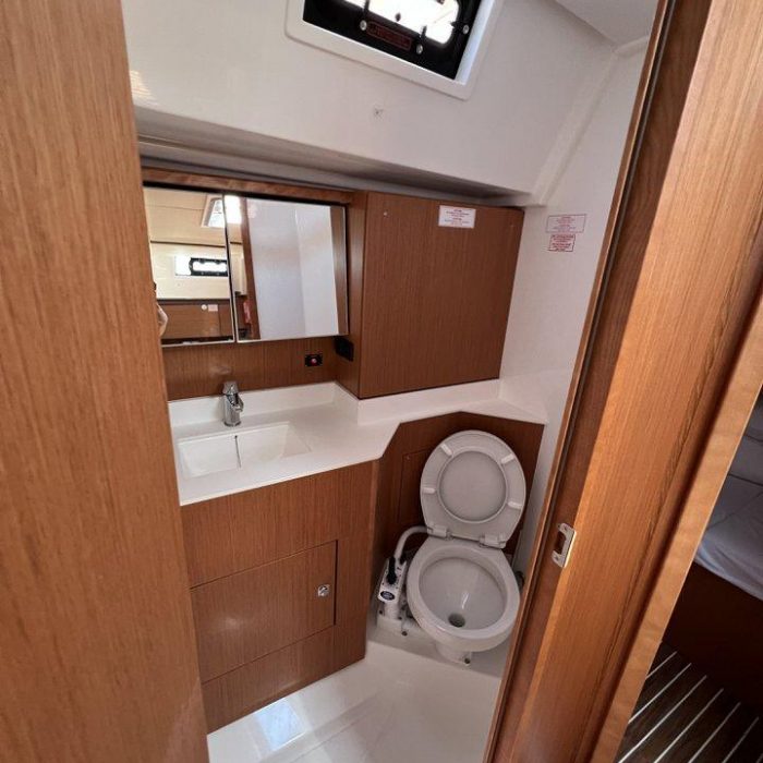 Calypso | Bavaria C45 photo 23