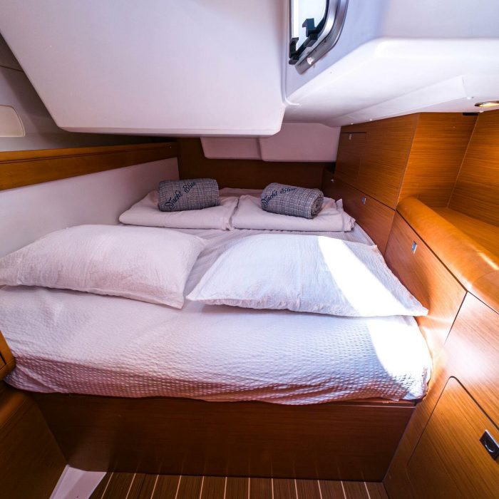 Elise af Sweden | Sun Odyssey 519 - 5 cab. photo 16