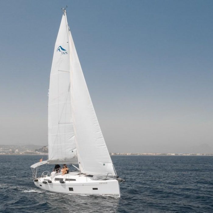 Lady Marga | Hanse 388 photo 7