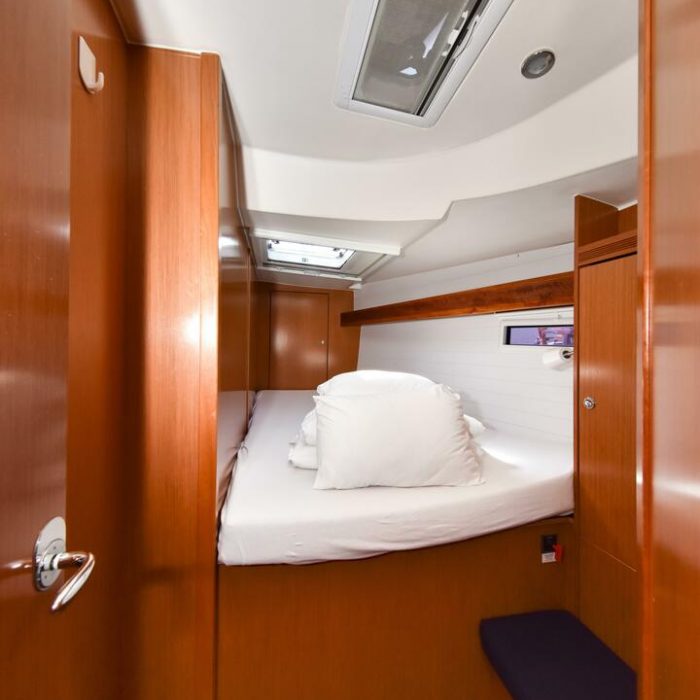 Controvento | Bavaria Cruiser 45 photo 28
