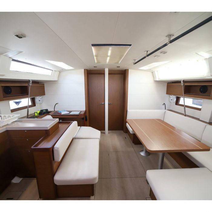 Briseide - Comfort line | Oceanis 51.1 photo 15