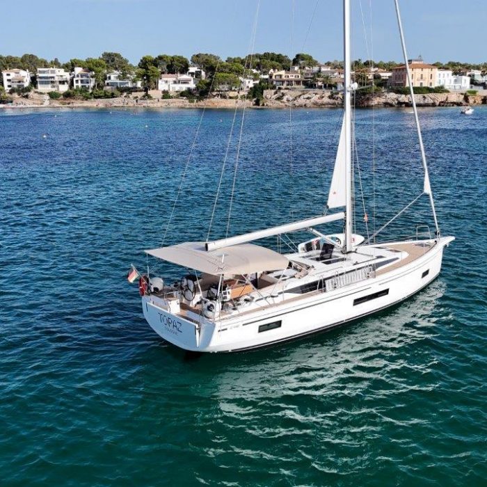 Topaz | Bavaria C46 photo 13