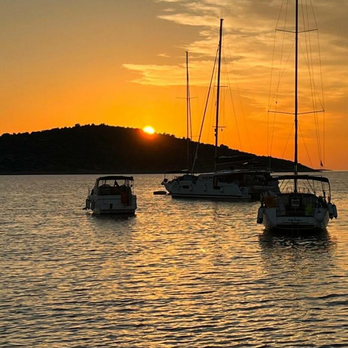 Fortunata | Bavaria Cruiser 37 Style photo 22