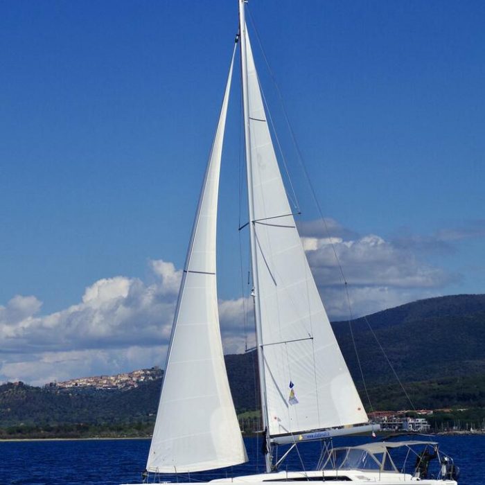 Luna - Water maker, Solar Panel | Oceanis 46.1 photo 6