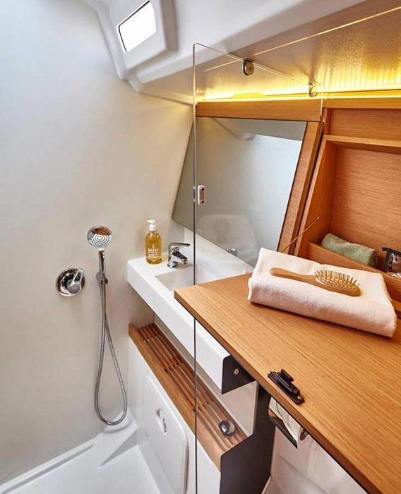 Capella | Sun Odyssey 440 photo 10