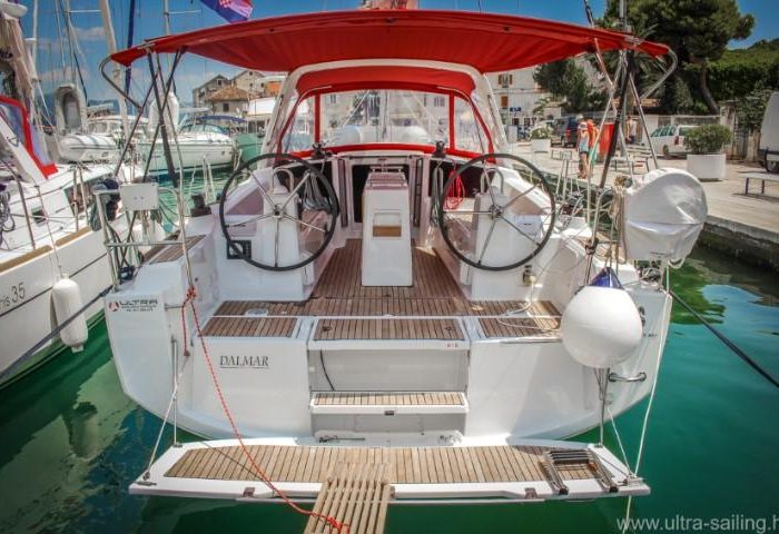 Dalmar | Oceanis 35 photo 2