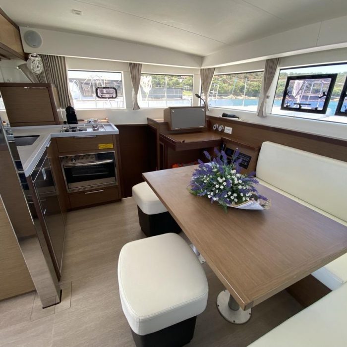 Aquila (WM, Inverter) | Lagoon 40 photo 18