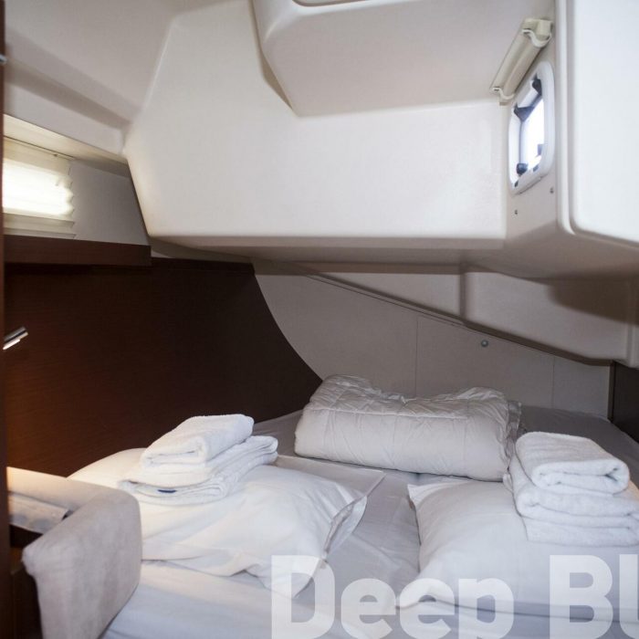 Deep Blue | Hanse 415 photo 22