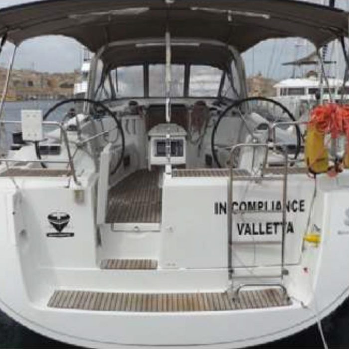 IN COMPLIANCE | Oceanis 50 photo 3