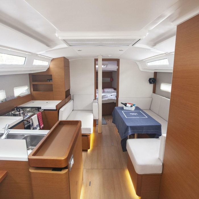 Sea Breeze | Sun Odyssey 410 photo 13