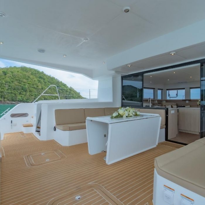 Electric E-Motion | Island Spirit 525E photo 22