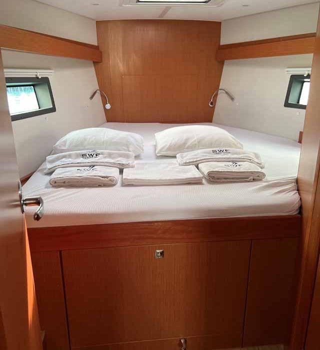 Nava | Bavaria C42 photo 9