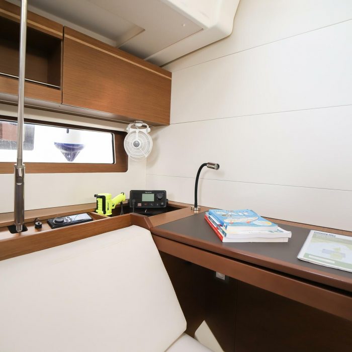 Briseide - Comfort line | Oceanis 51.1 photo 11